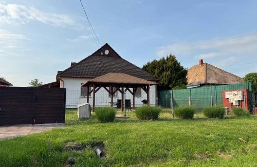 Pusztavacs House | Nimród Apartman Balatonfenyves