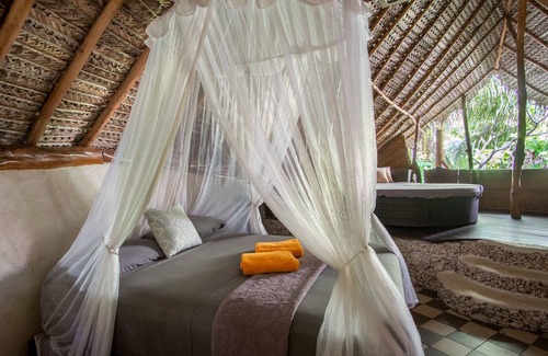 Tuherahera Hotel | Ninamu Resort
