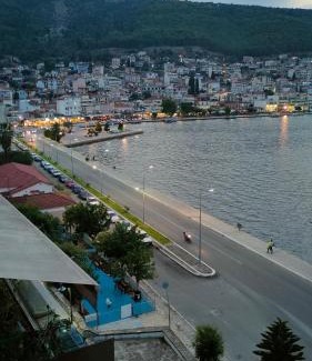 Amfilochia Apartment | NINEMIA