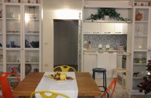 Naples City Centre Apartment | Ninì Short lets apartment. Ztl area