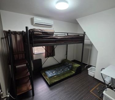 Ikeda House | NINN Guest House ニン ITM Airport 大阪空港 伊丹空港