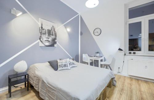 Pila Apartment | Niron Apartament Dom z Papieru Tokio
