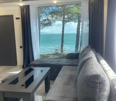 Sevan Apartment | Nirvana Lake View