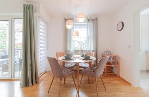 Bad Buchau Apartment | nJoy! Federsee Getaway - Central - Coffee - Balcony - perfect for business and travel