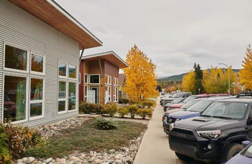 Whitehorse House | NN - The Kit 3 - Downtown 1-Bed 1-Bath