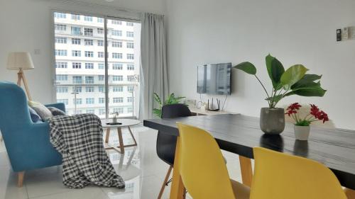 Bandar Puchong Jaya Apartment | No.11 The John @ Puchong Skypod Residence