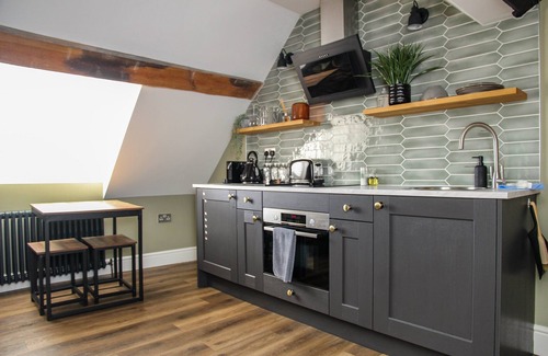 Fernhill Heath Hotel | no.12 self check-in apartments