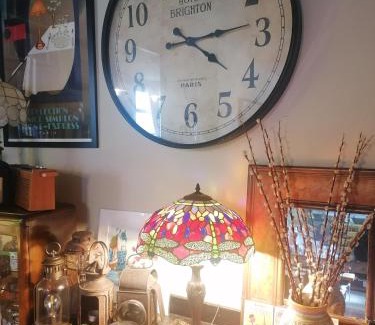 Aberdare Bed & Breakfast | No. 30