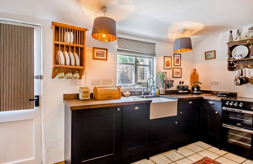 Debenham House | No.36 Debenham - One Bedroom House, Sleeps 2