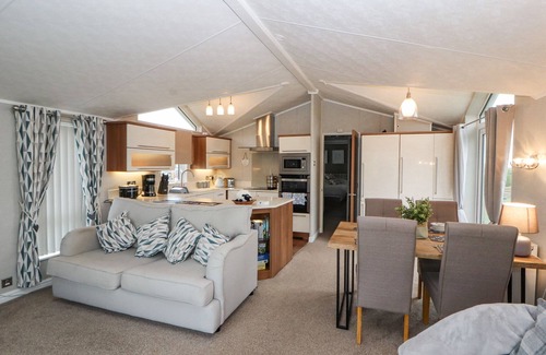 Cockermouth Cottage | NO.7 SKIDDAW VIEW, pet friendly, country holiday cottage in Aspatria