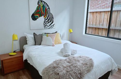 Wollert House | No 7 Wollert Big & Bright modern 4BR House