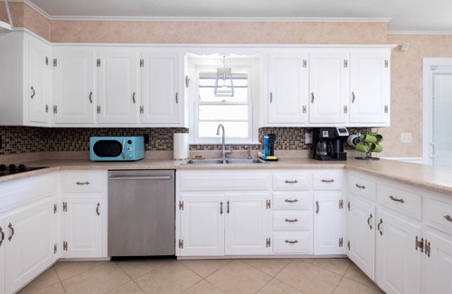 Amarillo Other | No Cleaning Fees! Large home. 15 minutes from everything!