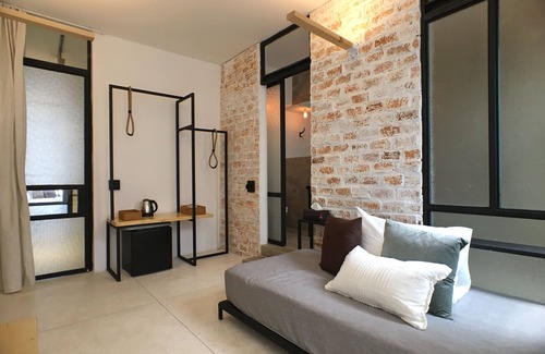 Dong Khoi Apartment | NO COMPROMISE STYLISH APARTMENT