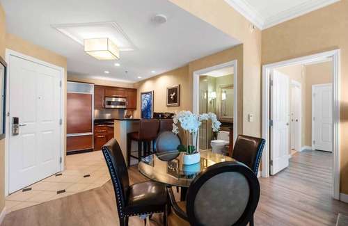 Las Vegas Condo | No Resort Fee 2BDR Penthouse Balcony & Free Valet