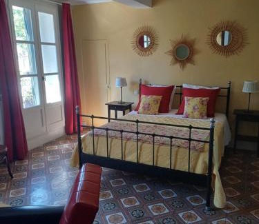 Tourbes Bed & Breakfast | No2 La Place