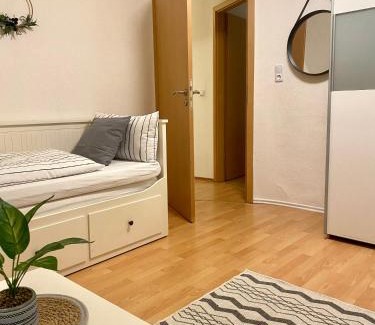 Jagersfreude Apartment | No3 TOP Apartment4You 3Zimmer 1-8Pers. Saarbrücken Jägersfreude Saarbruecken