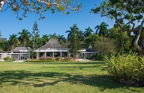 Montego Bay Villa | NOBLE HOUSE JAMAICA - Luxury 5 Bed Beachfront Villa in Montego Bay