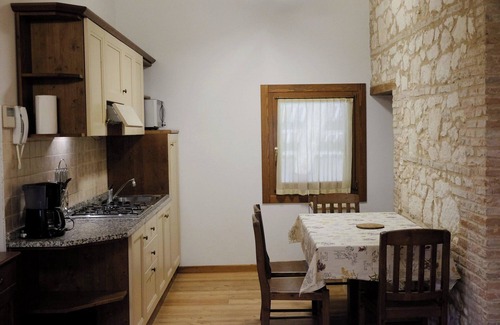 Longare Apartment | Noci apartment with two bedrooms and one bathroom on the first floor (apartment 3)