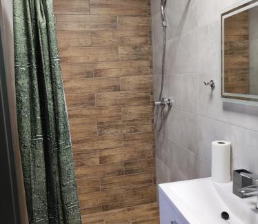 gmina Wisznia Mała Bed & Breakfast | Noclegi Budomas Wrocław-Szymanów ParkigFree SmartTv