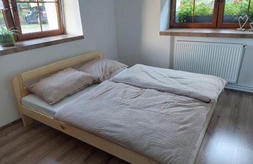 Bystrzyca Kłodzka Bed & Breakfast | Noclegi i sauna w starym domu