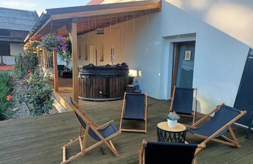 Bystrzyca Kłodzka Bed & Breakfast | Noclegi i sauna w starym domu