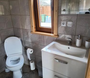 Milicz Ski Chalet | Noclegi nad stawami wypożyczalnia kajaków i rowerów