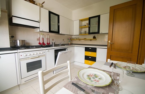 Levanto Apartment | NOEMI APARTMENT "5 LANDS PARADISE" FREE WI FI, FREE PRIVATE CAR PARK, FREE BIKES
