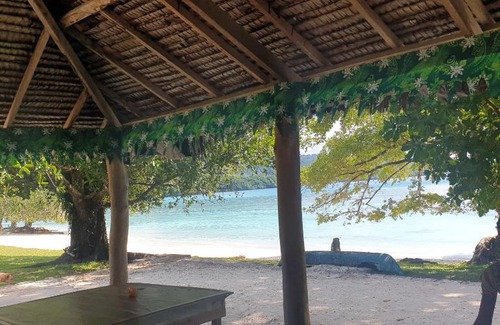 Hog Harbour House | Nohe ocean view beach bungalows