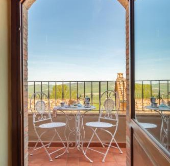 Contignano House | Noi2Vacanze FORTINO D'AMORE