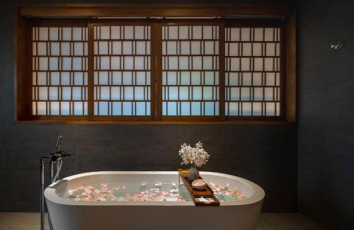 Chalong Resort | Noku Phuket