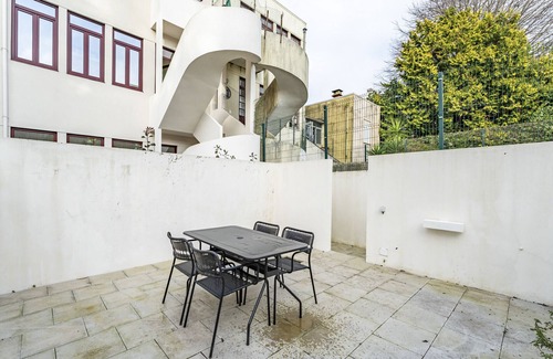 Paranhos Apartment | Nomad's Family - 3BDR Charming Hideout Porto