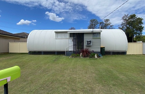 Cessnock House | Nomad's Nest- on the Hunter Valley Door Step