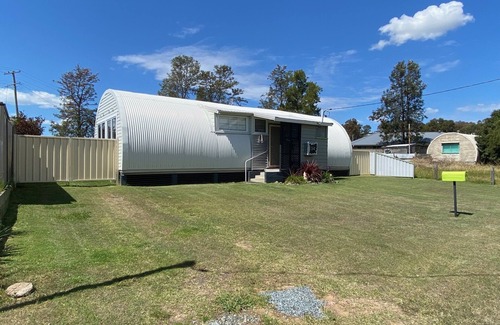 Cessnock House | Nomad's Nest- on the Hunter Valley Door Step