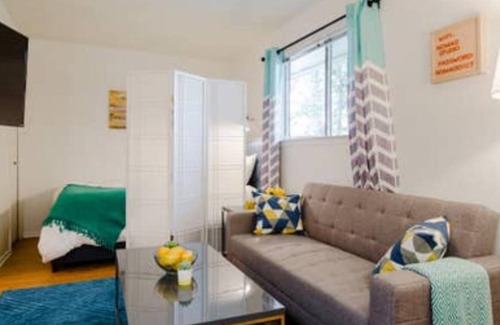 Allandale Apartment | Nomad Studio l No Servie Fees 5-min to Domain