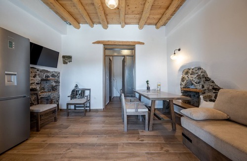 Skaloti House | Nomas Skaloti House