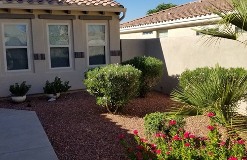 Corte Bella House | "Non-Smoking, No Pets" 2 Bedroom On Golf Course ~ Swimming Pool & Golf Cart!