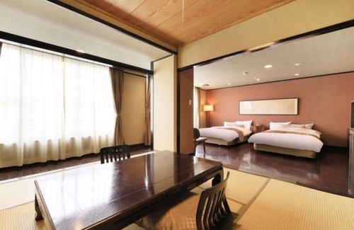 Yudanaka Shibu Onsen Hotel | Nonsmoking JapaneseWestern room Twin | Room only/Shimotakaigun Nagano