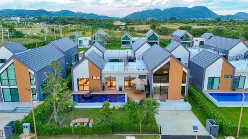 Pong Ta Long Villa | Nordic Hearth Pool Villa KhaoYai