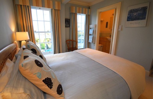 Cheveley Bed & Breakfast | Norfolk House Bed and Breakfast