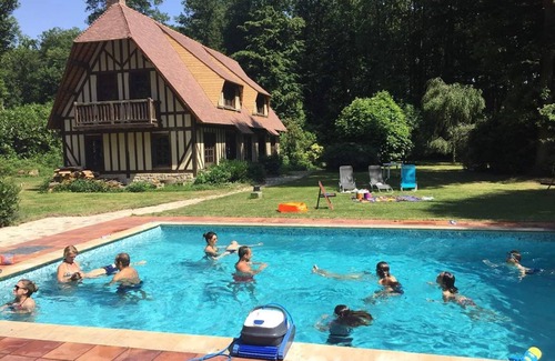 Verneuil-sur-Avre House | Norman house with pool in the countryside