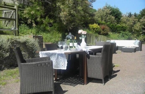 Vierville-sur-Mer Villa | Normandy Ocean Front Villa, Omaha Beach, Historic D-Day Landing Beach, France