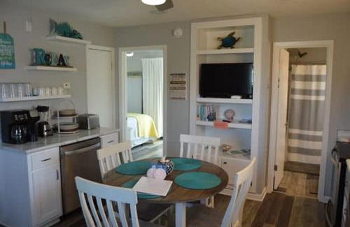 Cape San Blas House | North Cape- Behing Trading Post - Pet Friendly