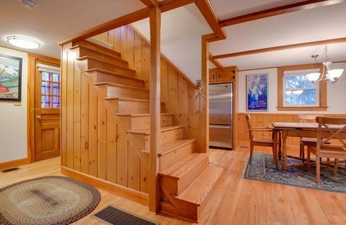 Cranmore Birches House | North Conway Home: Walk to Cranmore Mtn Resort!