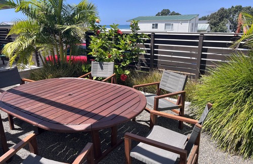 Waihi Beach House | North-End Beach Bach - Family charmer, amazing views, moments from the water.