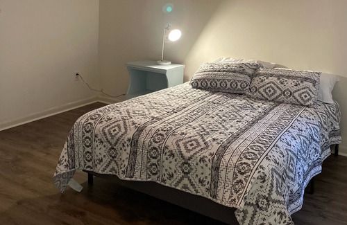 Tougaloo House | North Jackson-Ridgeland Medical District Hideaway- Ring Safe