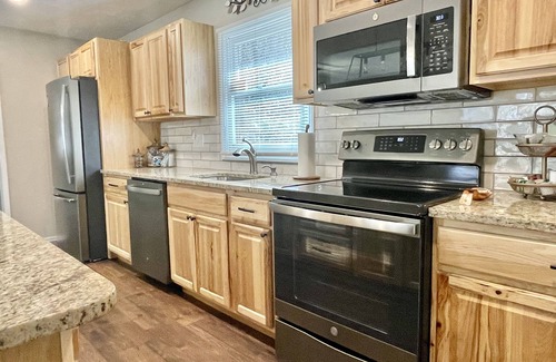 Crouch Crossroad Apartment | North Johnson City Duplex~ Sweet Seclusion~ In The Heart Of The Tri-Cities