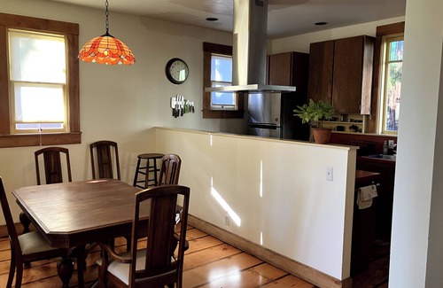Upper Telegraph House | North Oakland Carriage House with Inglenook