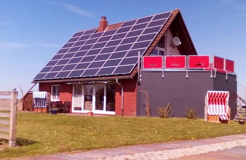 Altharlingersiel Apartment | North Sea Oasis Pethan with sauna + panoramic view, WLAN-o pets