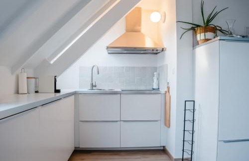 Sint-Idesbald Apartment | North Sea's White Shelter - 4 personnes