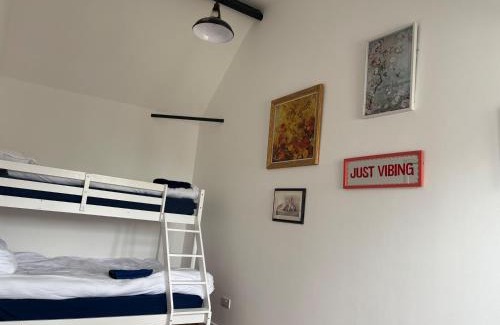 Northampton House | Northampton Oasis - 4 Bedroom House